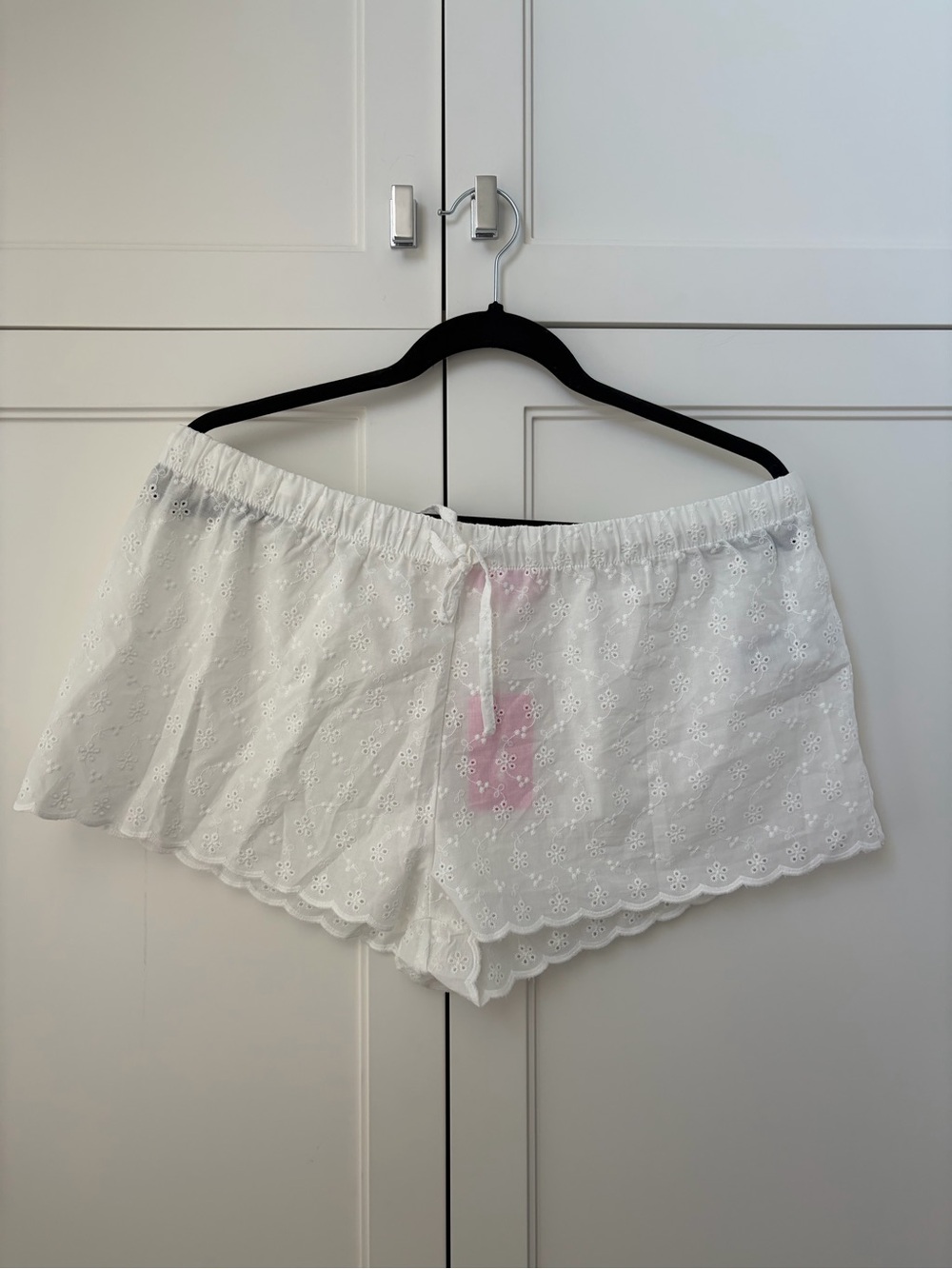 Edikted White Cotton Jael Eyelet Shorts